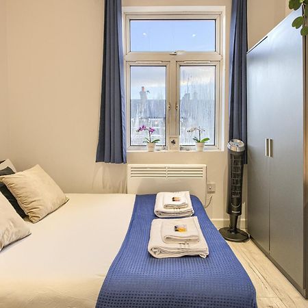 The Finsbury Deluxe Apartments Londra Esterno foto