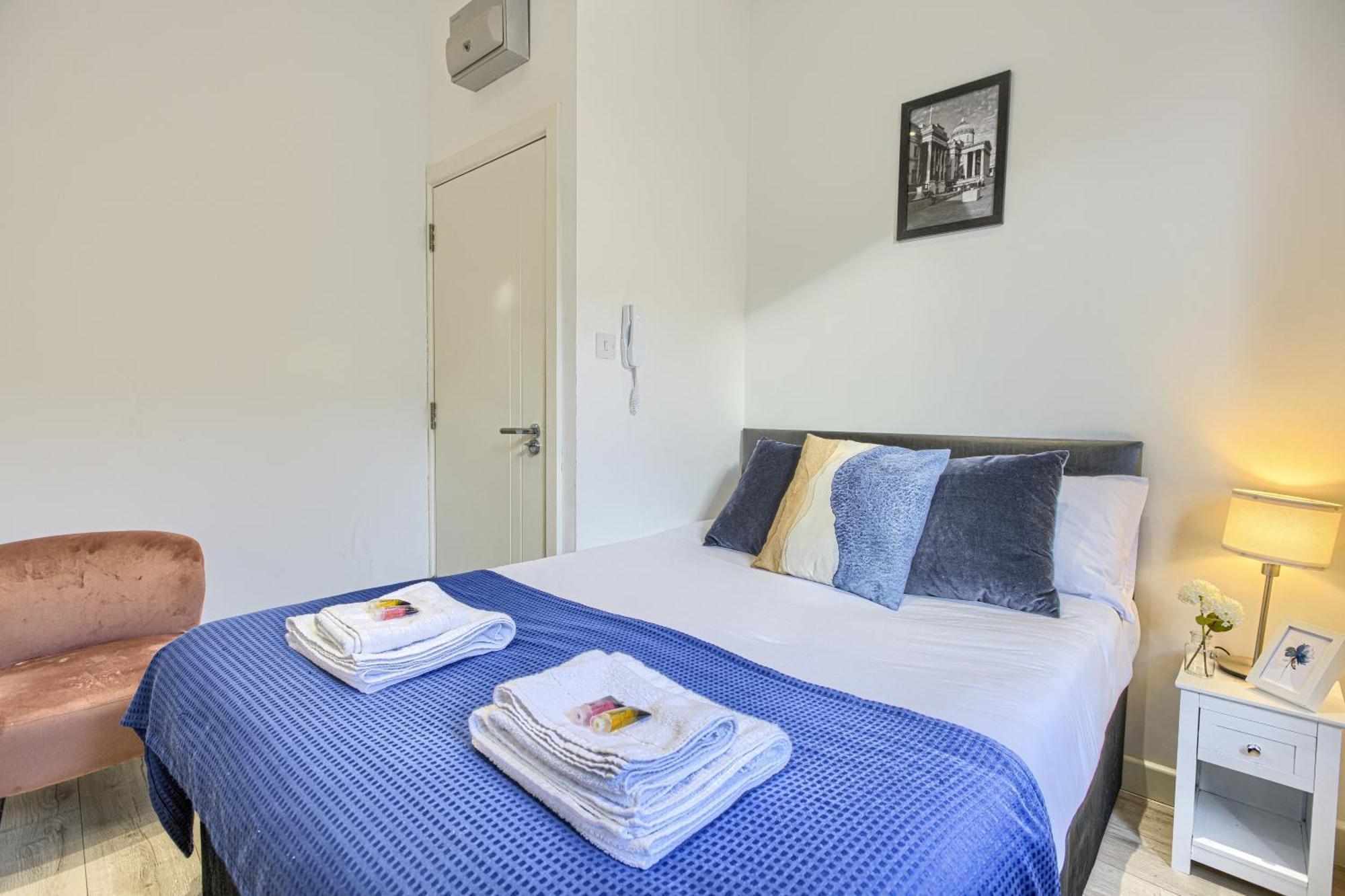 The Finsbury Deluxe Apartments Londra Esterno foto