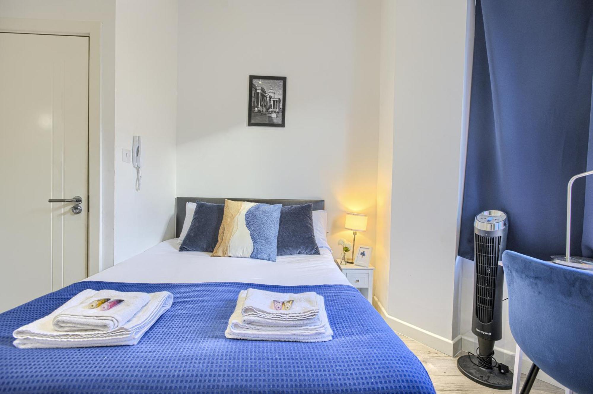 The Finsbury Deluxe Apartments Londra Camera foto